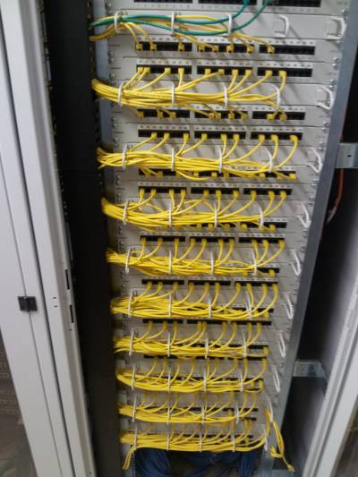  Serverovna patch rack